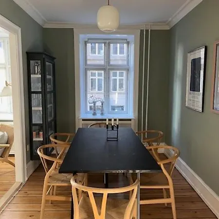 Close To The Lakes And Sankt Hans Torv * Copenhague